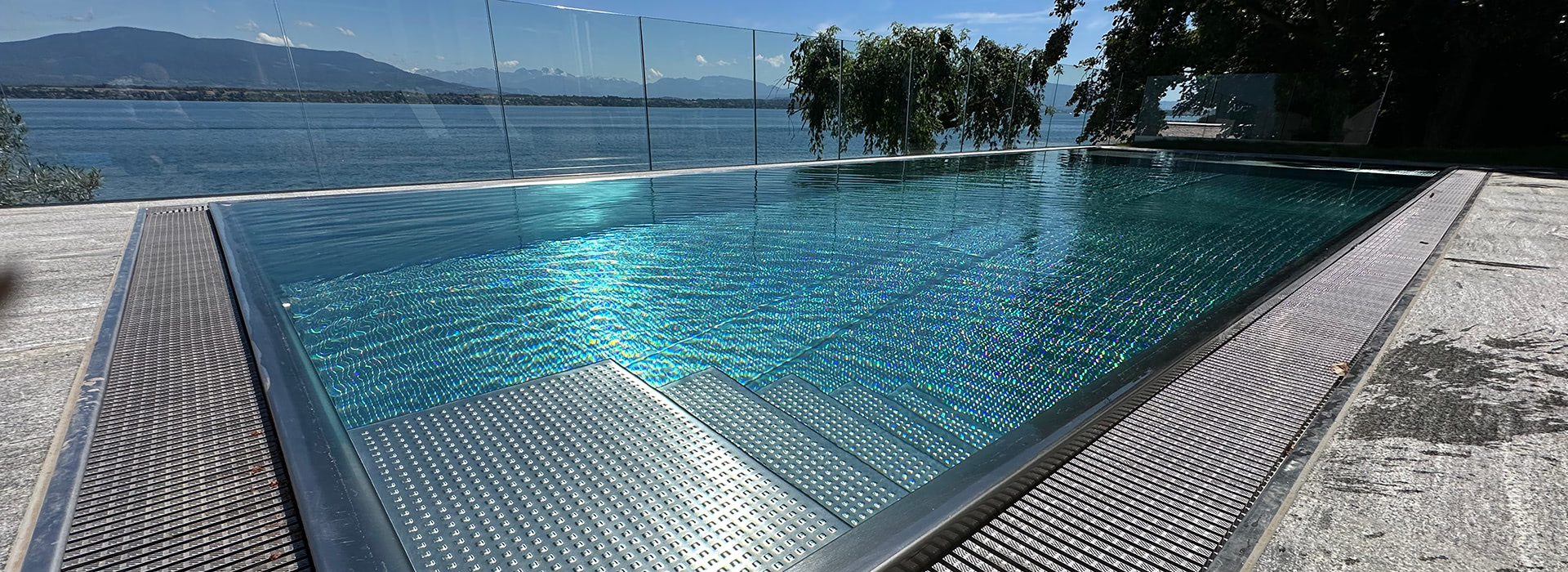 Piscine béton moins chère