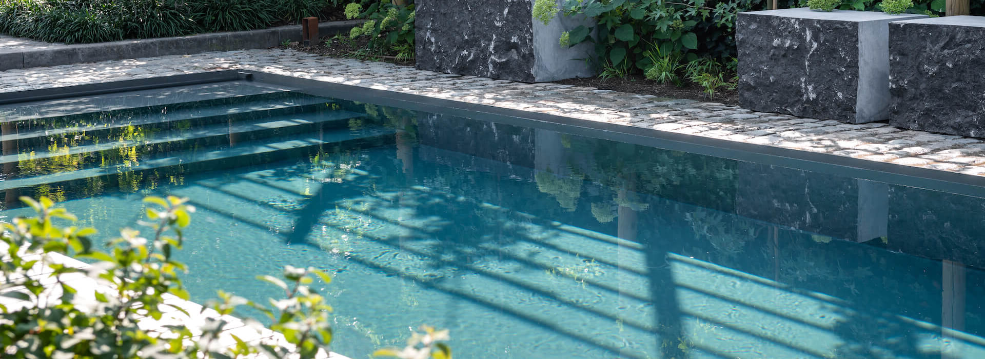 Piscine béton en kit